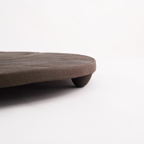 画像5: 【CHITOSE -千歳-】丸皿 黒 【CHITOSE -千歳-】Round Plate Black (5)