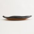 画像2: 【ta・ta・la　このは】柿の葉　黒 【ta・ta・la　KONOHA】Persimmon Leaf Plate Black (2)