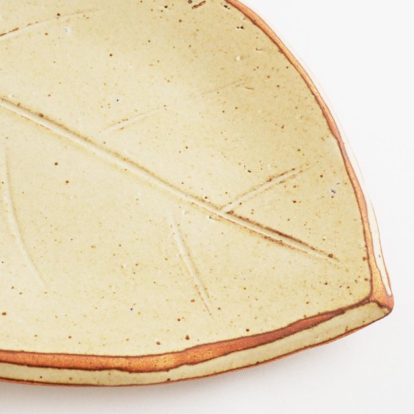 画像5: 【ta・ta・la このは】柿の葉 白マット 【ta・ta・la KONOHA】Persimmon Leaf Plate Matt White (5)