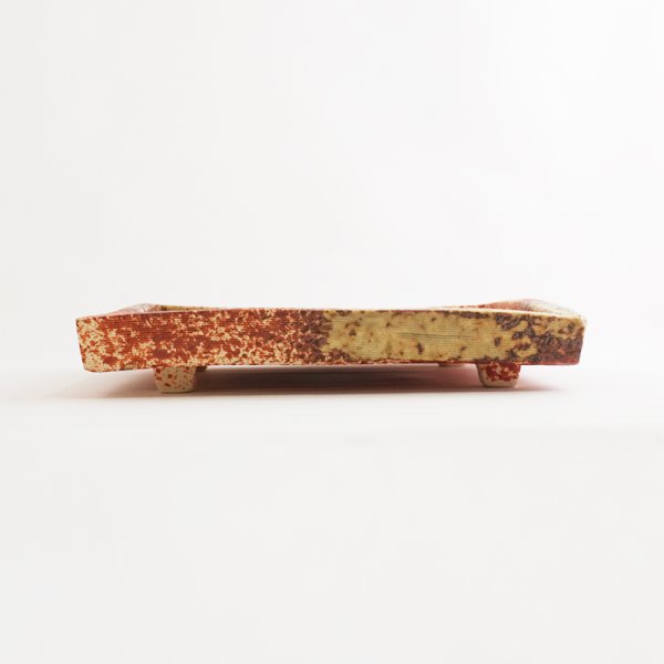 画像2: 【ta・ta・la ZEN】正角(小) 赤吹き 【ta・ta・la ZEN】Small Square Plate Red (2)