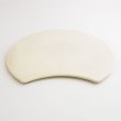 画像3: 【BON】月型陶板　カヤ目（中）　白 【BON】Moon Shaped Ceramic Plate Kaya Pattern Medium White (3)