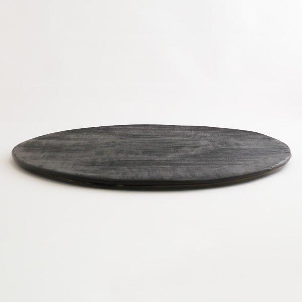 画像2: 【BON】丸型陶板 くし目 黒 【BON】Round Ceramic Plate Comb Pattern Black (2)