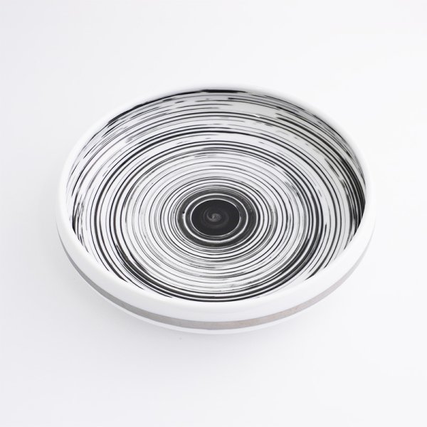 画像3: 【FU-KA -風火-】鉄鉢(中) 黒 【FU-KA -風火-】Iron Bowl Medium Black (3)