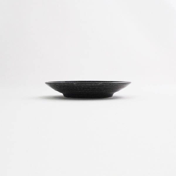 画像2: 【市蔵】黒丸3寸皿 【市蔵】Black Round 10cm Plate (2)