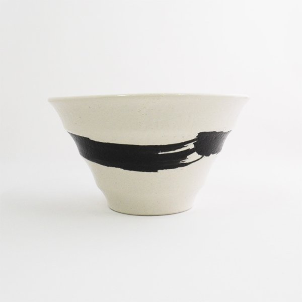 画像2: 【円】白釉黒刷毛 5.0丼 (2)