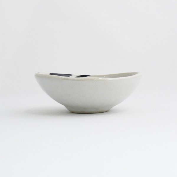 画像2: 2025新作:【TOUKA -冬花-】小鉢 蕾 (2)