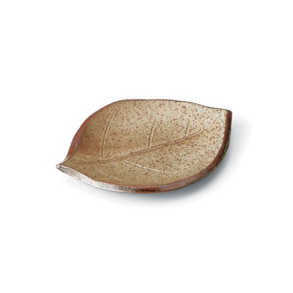 画像1: 【ta・ta・la　このは】柿の葉　白唐津 【ta・ta・la　KONOHA】Persimmon Leaf Plate Shirokaratsu (1)